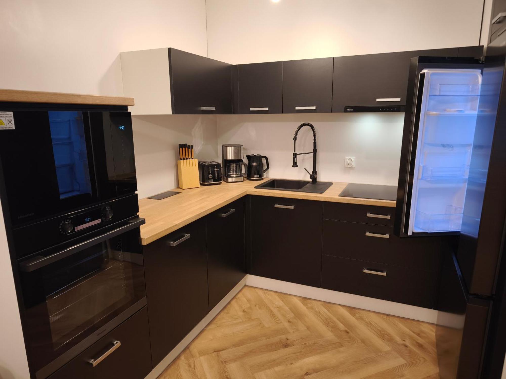 Luksusowy Apartament, Duzy Parking, Zameldowanie 24H, Fv, Ekspres, Xbox, Klimatyzacja, Dwie Sypialnie, Kuchnia I Salon, Samo Centrum Miasta, Starogard Gdański Zewnętrze zdjęcie